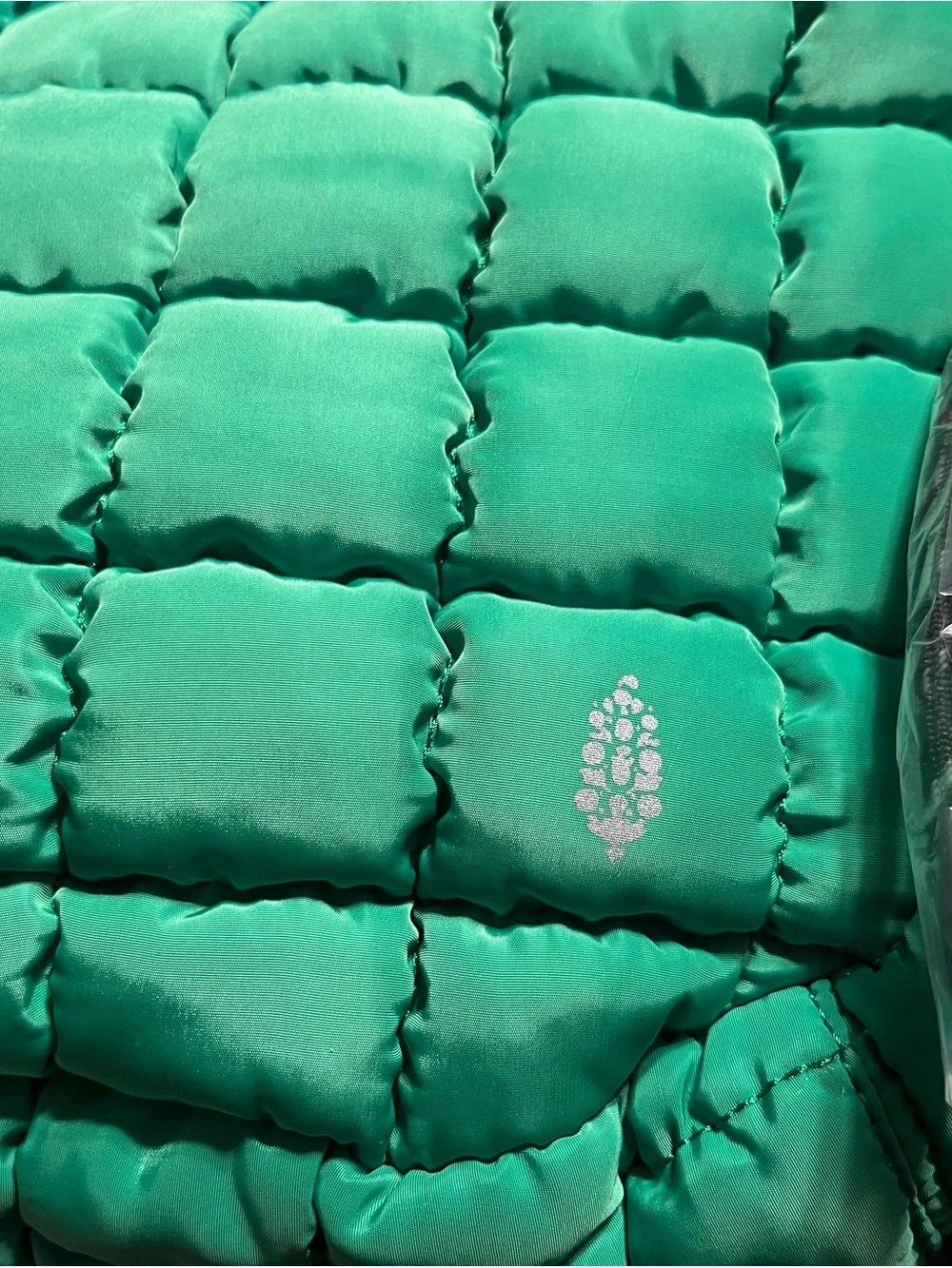 Free People Quilted Puffy Crossbody Bag - Bright Green - Picture 3 of 3
